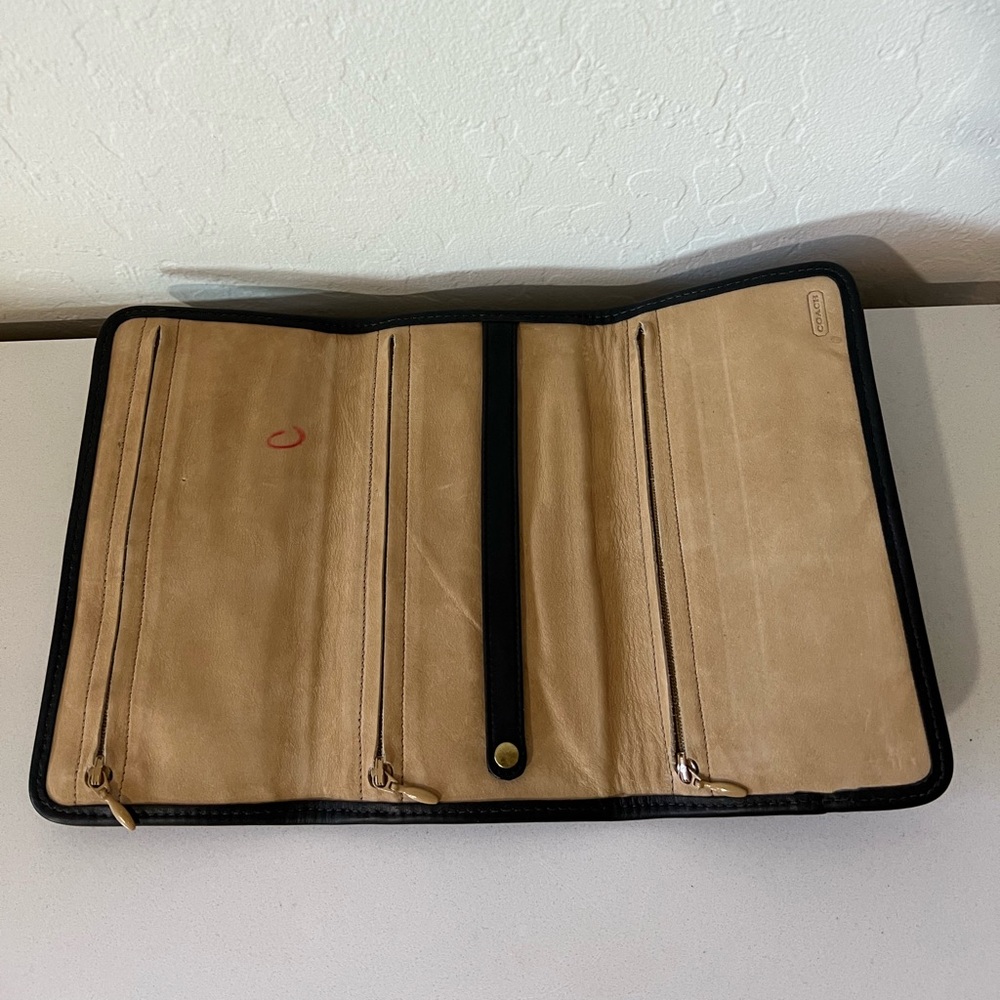 Coach Vintage Genuine Black Leather Trifold Jewelry Travel Case - Picture 7 of 11